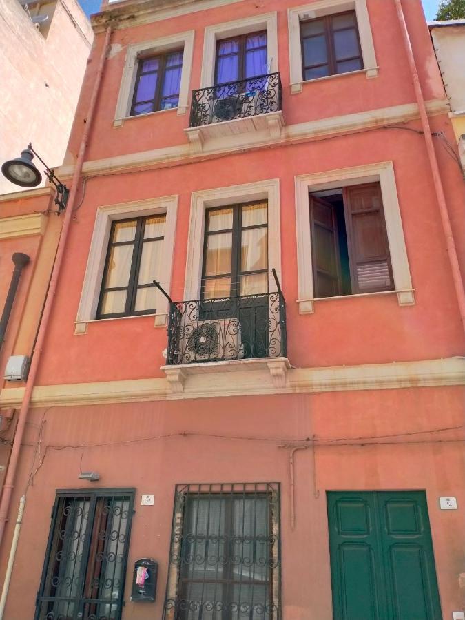 Appartamento Centro Storico Al Bastione Cagliari Luaran gambar